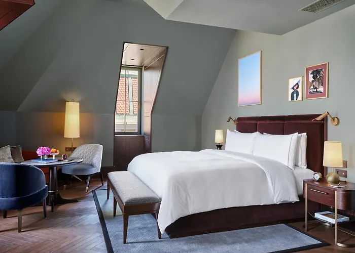 Rosewood Vienne